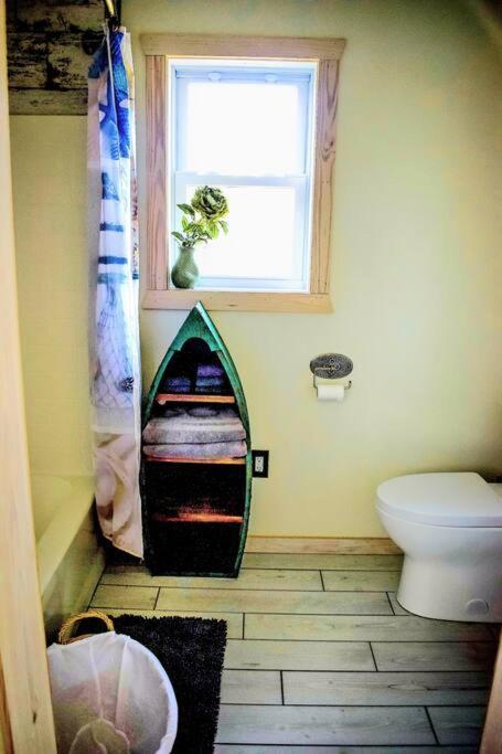 Secluded Tiny House By The Marsh With Hunting Island Beach Pass Frogmore Екстериор снимка