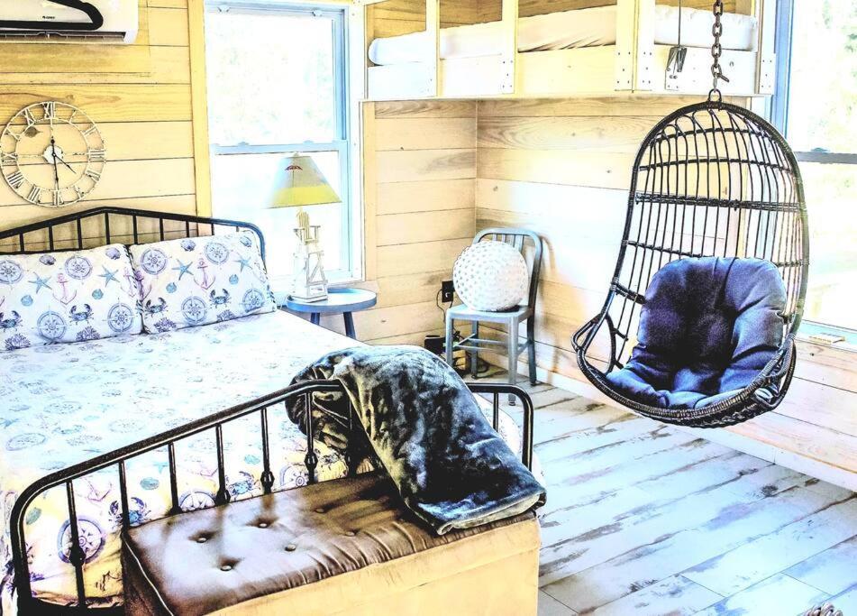 Secluded Tiny House By The Marsh With Hunting Island Beach Pass Frogmore Екстериор снимка